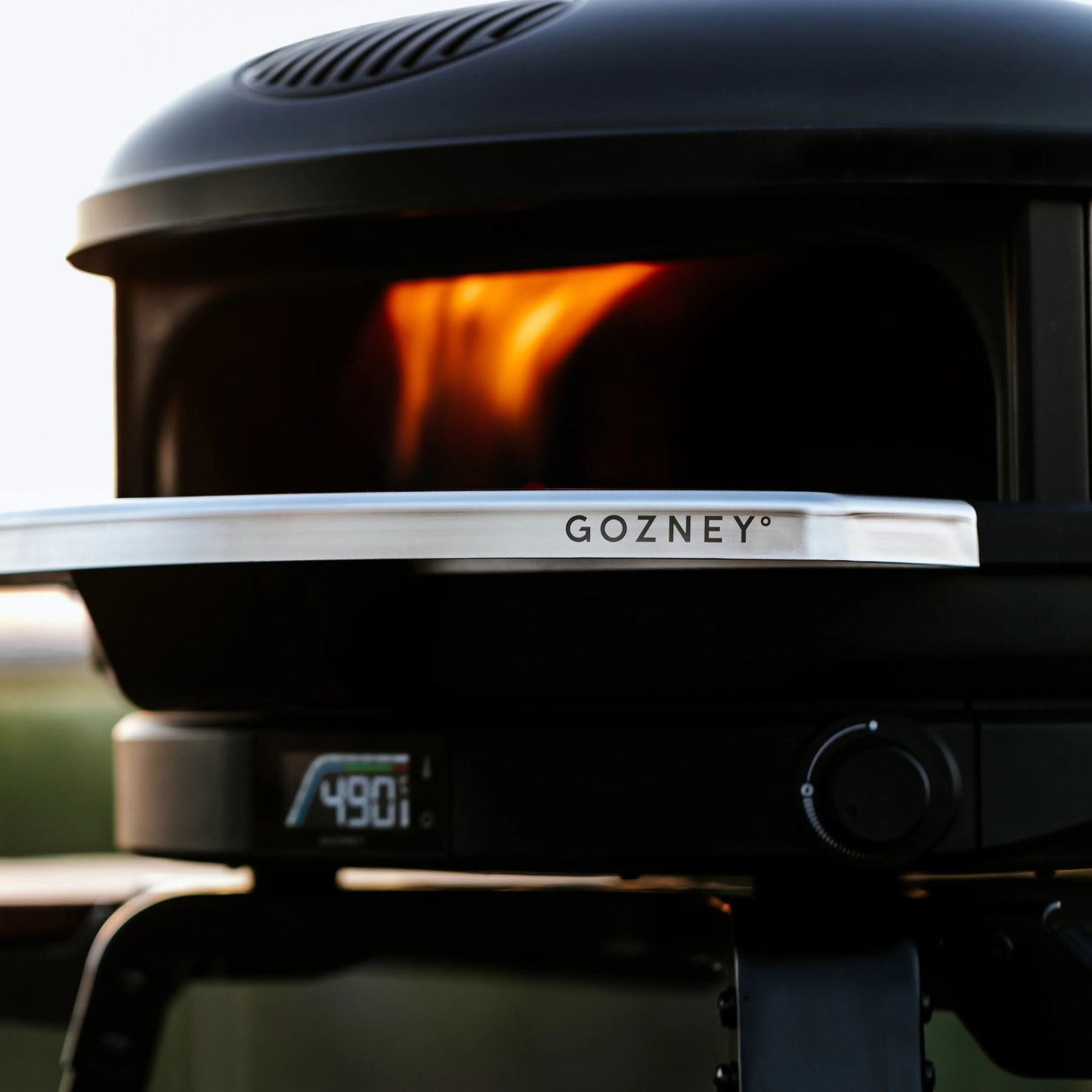 Mantel for Gozney Arc Pizza Oven