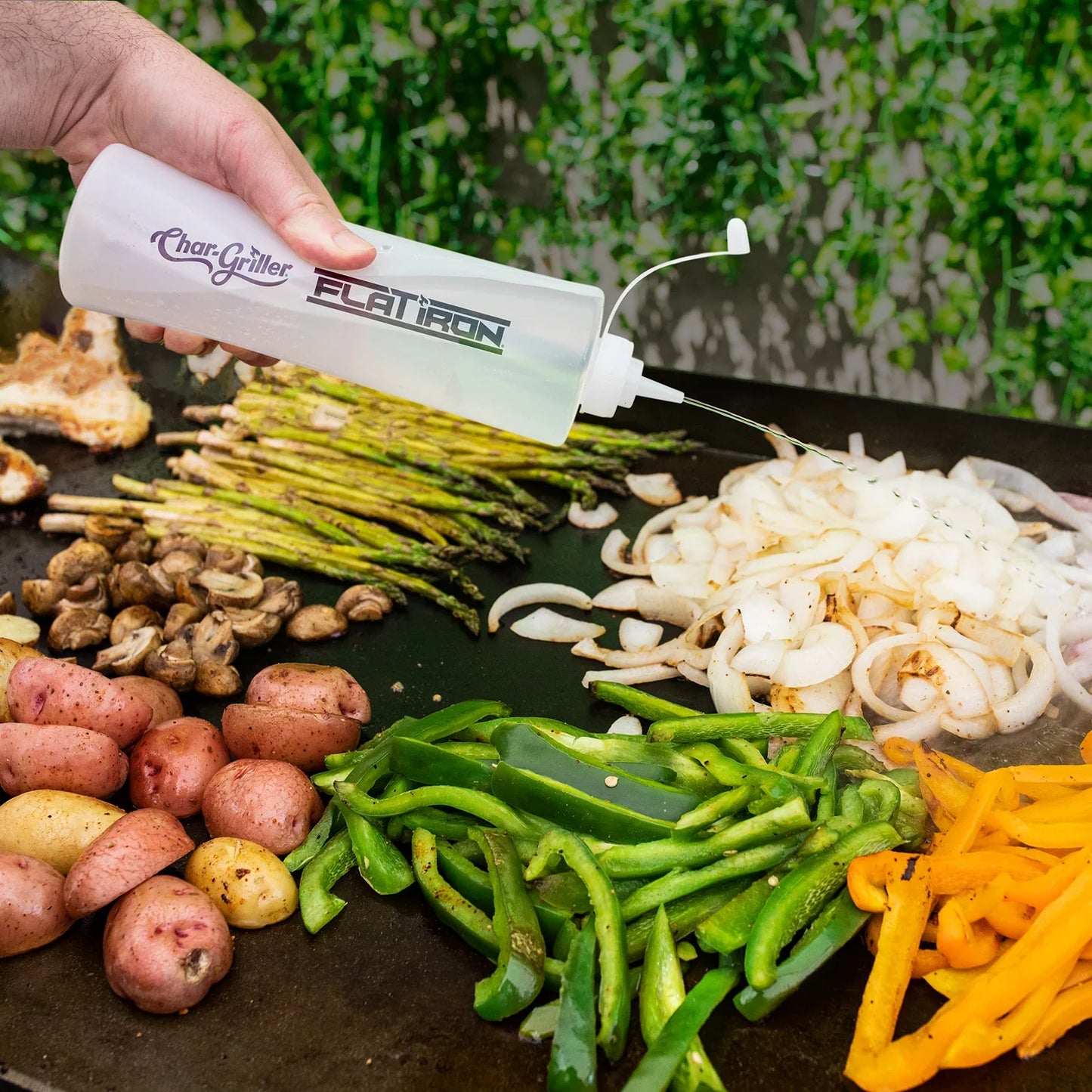 Char-Griller Flat Iron™ Griddle Starter Kit