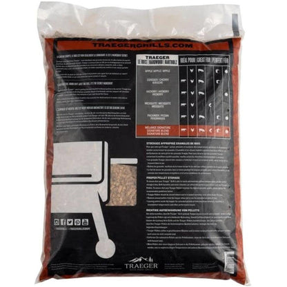 Traeger FSC Signature Blend Wood Pellets 9kg